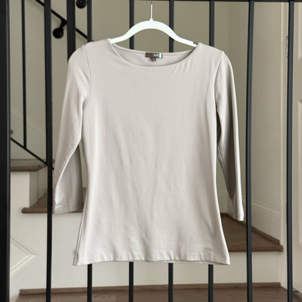JUDY P 3/4 Sleeve Solid Light Taupe/Stone Beige Boat Neck Stretchy Top. EUC. SM